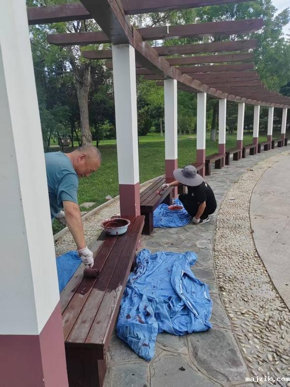 085b04525905f69c3347f4a0cb19da9